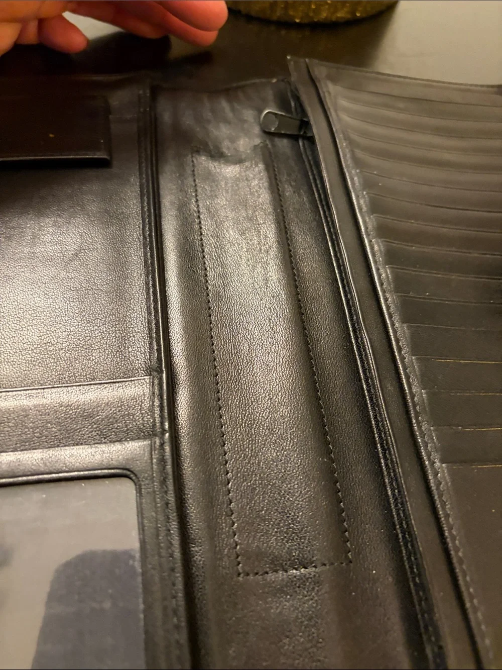 Tumi slim trifold